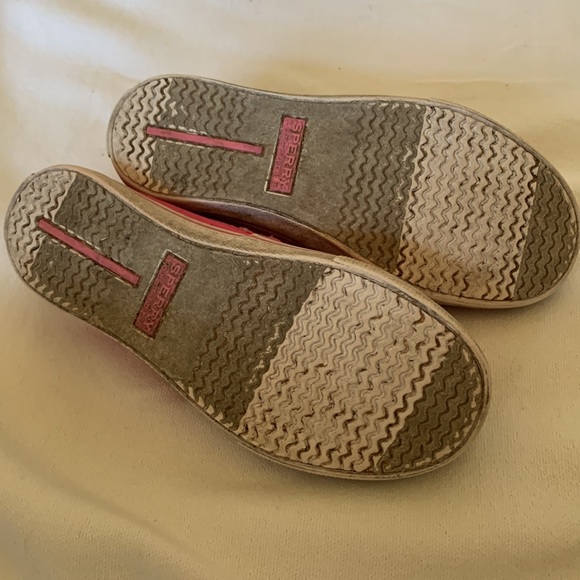Sperry Shoes - Picture 4 of 6